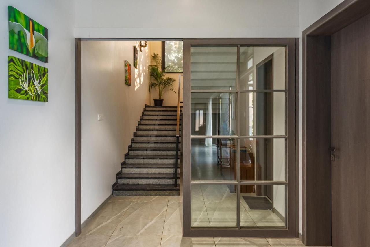 Saffronstays Mayfair Gardens 4 Bedroom Petfriendly Pool Villa Alībāg Ngoại thất bức ảnh